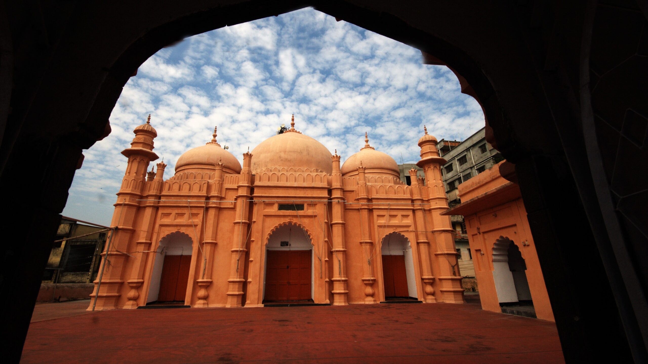 khan mohd mridha mosque